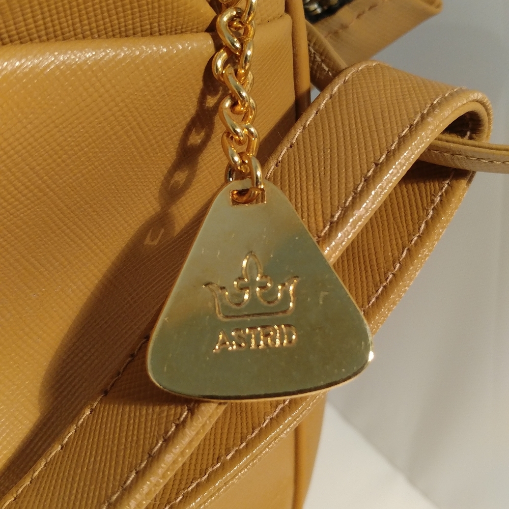 Astrid Ladies purse - Picture 3 of 5